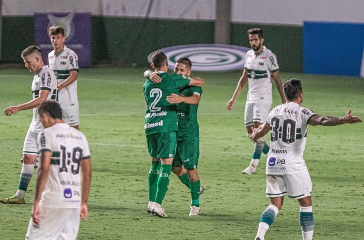 ¡Atento Rueda! El gol de Ignacio Jara en el empate entre Goias y Coritiba