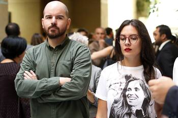 El guiño de Camila Vallejo a Giorgio Jackson: "El primer eclipse abrió un ciclo, este segundo lo cierra"
