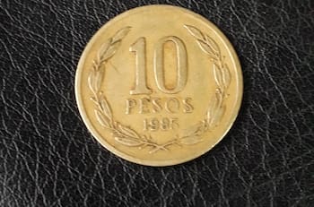 Numismática: Conoce la moneda de $10 que continúa circulando y se vende a $15.000