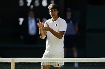 Jugó su último partido en Wimbledon y llevó a Alcaraz hasta el quinto set: así lo felicitó el español