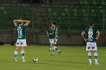 Jorge Luis Siviero aclara su curioso puesto en el cuerpo técnico de Santiago Wanderers: “No vengo a aserruchar el piso”
