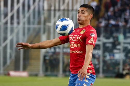 Luis Pavez es lateral de Unión Española.