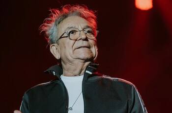 “Tiene prohibido subirse a un escenario”: Magdalena Jullian, esposa de Coco Legrand, actualiza su estado de salud