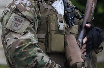 Encuentran muerto a funcionario de la Armada en Los Álamos