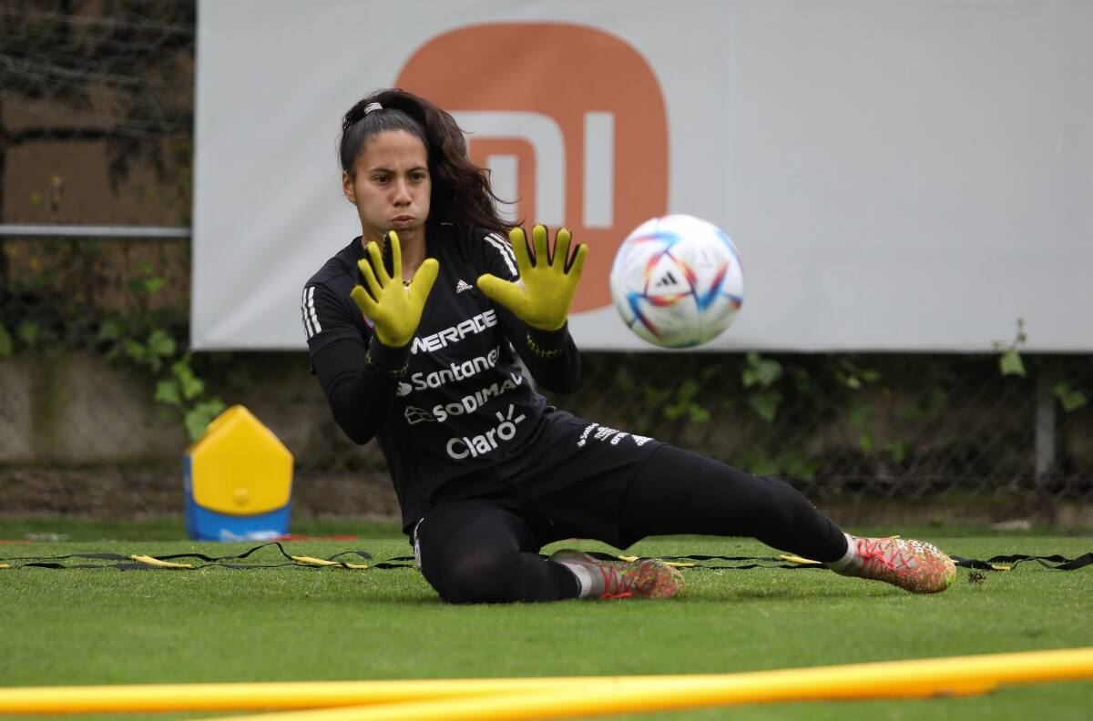 La U refuerza la portería con arquera seleccionada proveniente de Santiago Morning