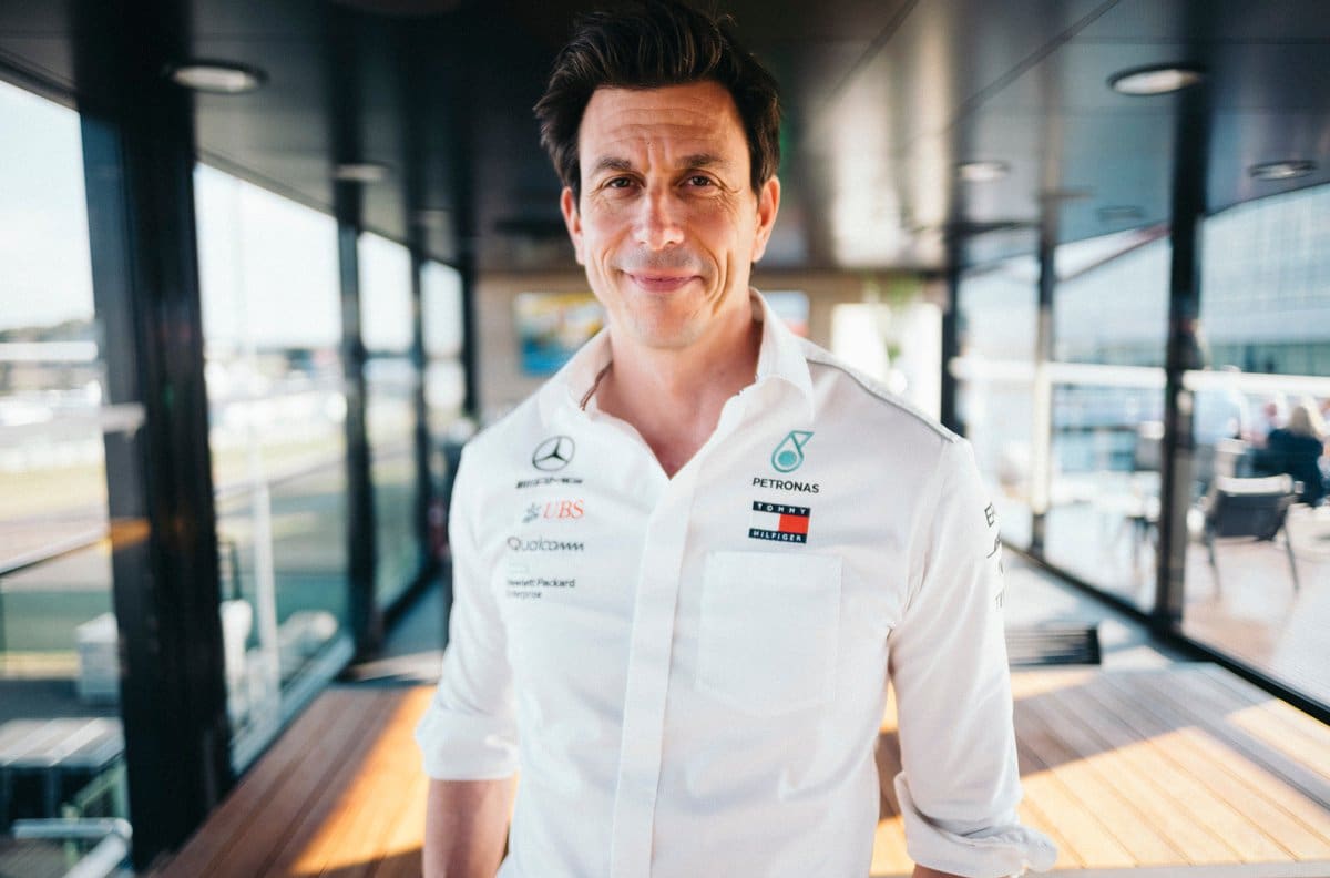 "Las nuevas normas de F1 son para detenernos" dijo Jefe de Mercedes