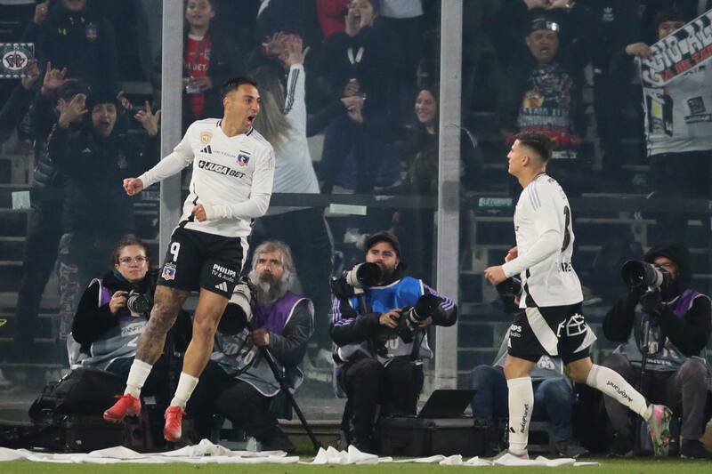 derrotó a Cobresal y escala posiciones.