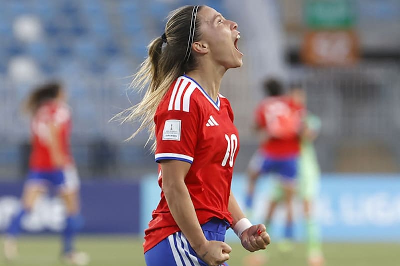 festeja el gol que le anotó a Paraguay en diciembre pasado, para la Liga de Naciones Femenina de la Conmebol.