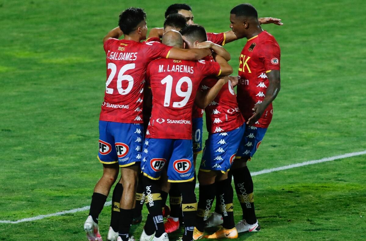 Prometen los hispanos: El probable once titular de Unión Española para el 2021