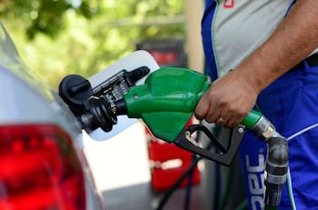 Precio de la bencina | ¿Cuánto bajaron los combustibles este jueves 1 de diciembre?