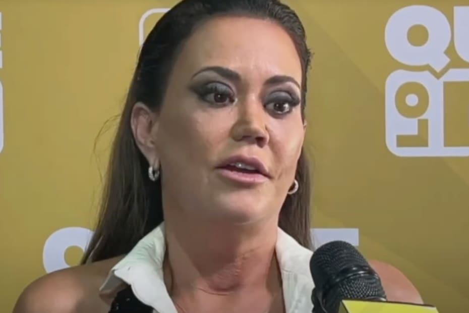 La periodista se lanzó contra Adriana Barrientos.