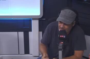 Juan Cristóbal Guarello a las barras bravas: "El fútbol no es una fiesta"