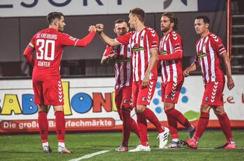 Con este gol el Friburgo logró una inesperada victoria ante el Monchengladbach