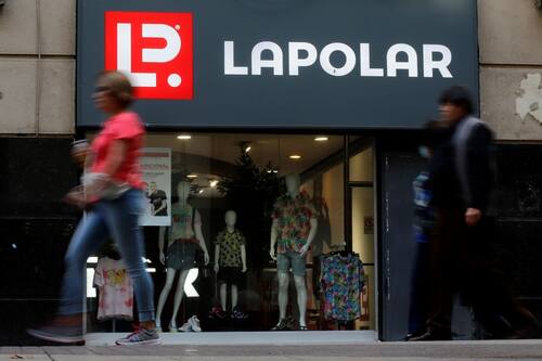 Sernac demandó a La Polar por venta de ropa falsificada: ¿Quiénes podrían ser beneficiados con la devolución?