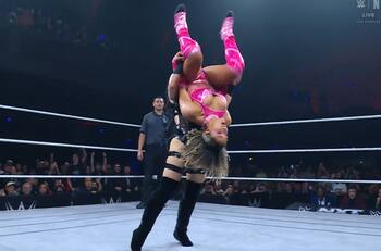 Stephanie Vaquer sigue sumando logros en WWE: ganó “lucha fatal” y va por su primer título