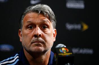 Tras la negativa del Tata Martino aparece un campeón del Mundo como posible DT de Boca Juniors