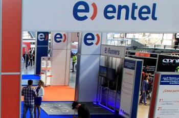 Usuarios de Entel reportan masiva falla del servicio en diferentes comunas: La empresa confirmó "intermitencia"