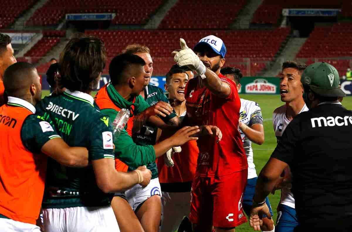 Desde Wanderers le respondieron a Johnny Herrera: "Le grité el gol por lo que hizo en el clásico anterior ante Everton"