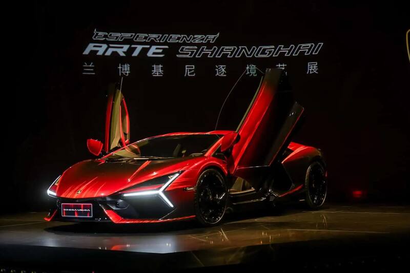 El Lamborghini Revuelto Opera Unica es un modelo único inspirado en la constelación Tauro