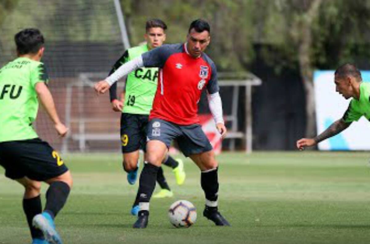 El gol de Mathías Pinto y el infernal tiro libre de Paredes que dejó el amistoso entre Coquimbo y Colo Colo
