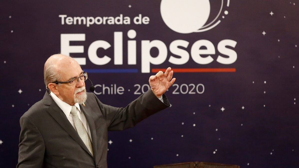 José Maza y Eclipse 2020: “Se apreciará, pero no se verá el Sol, que es la gran maravilla”