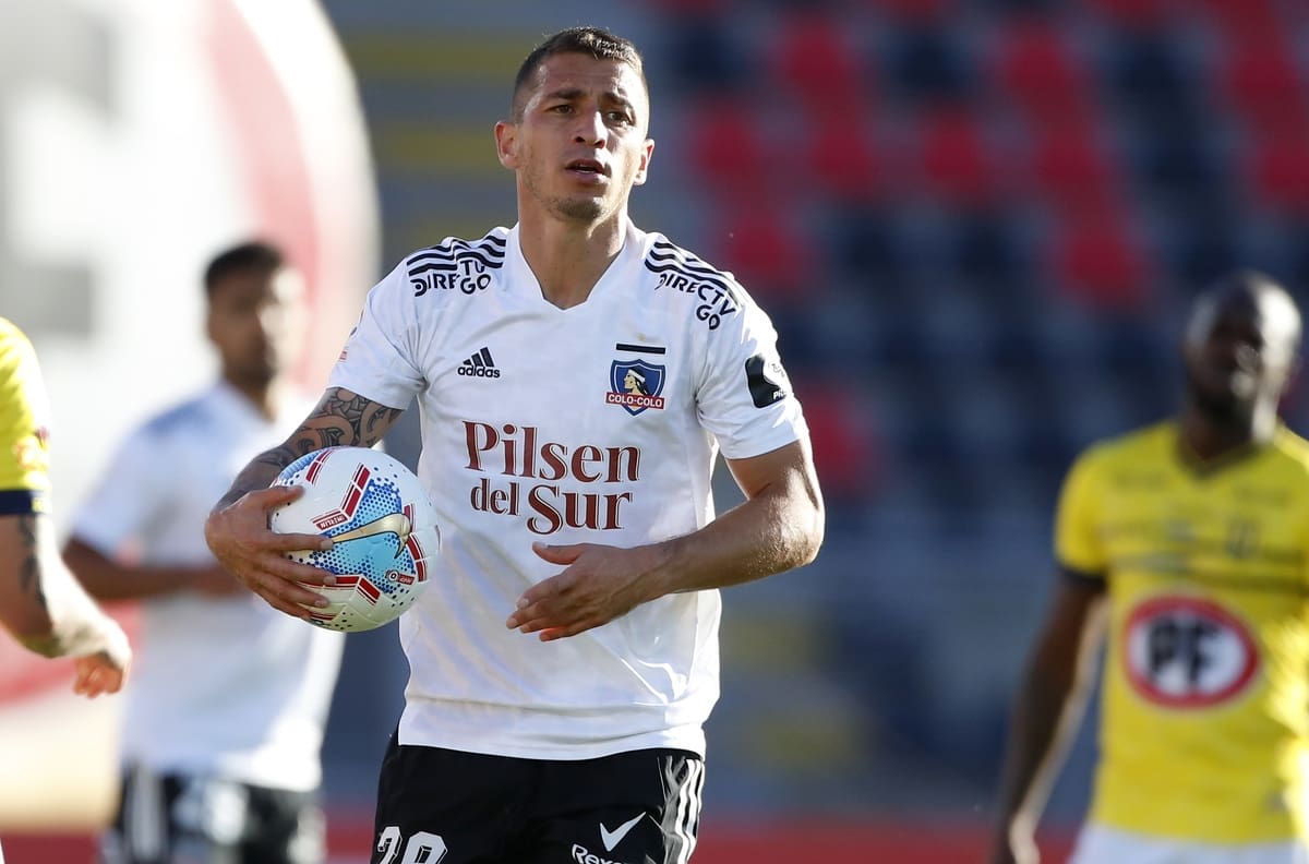 Carlos Carmona suma dos interesados tras finalizar su contrato con Colo Colo