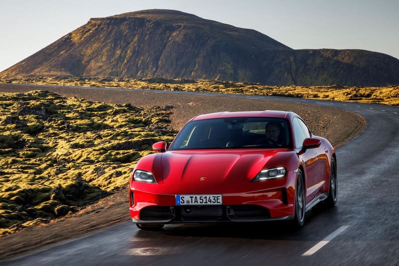 Porsche completa la gama de Taycan con las versiones 4 y GTS