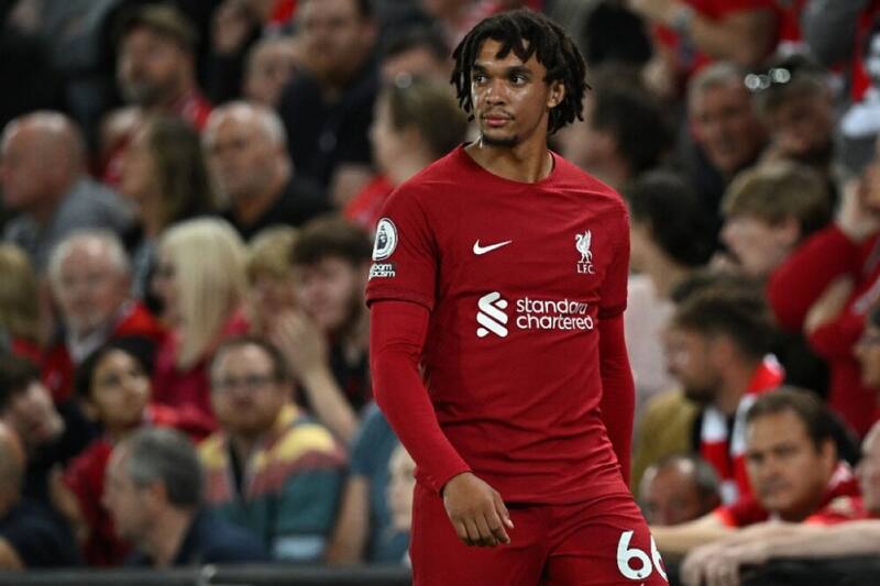 El lateral podría mudarse al Real Madrid en este mercado de fichajes.