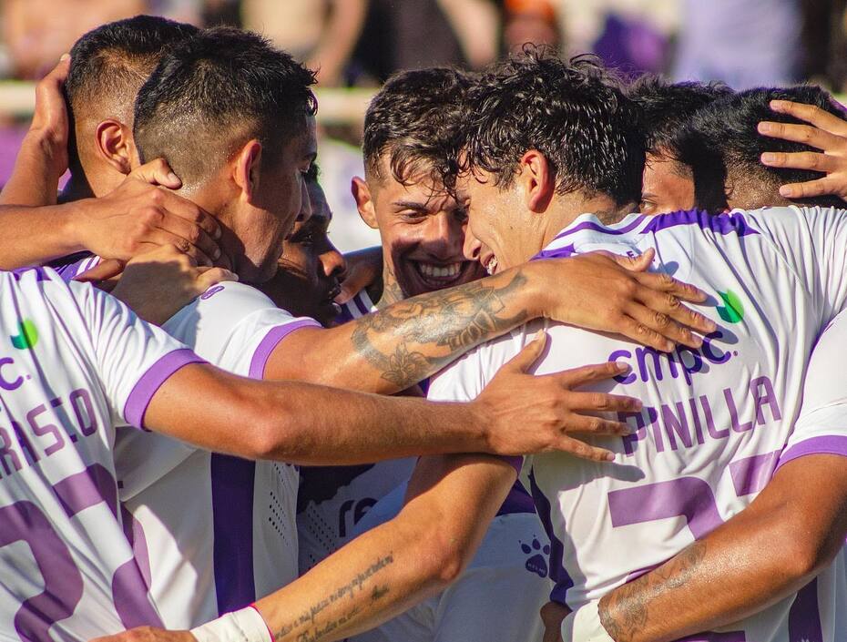 Deportes Concepción no ha logrado ganar en Segunda División. Foto: Instagram Deportes Concepción.