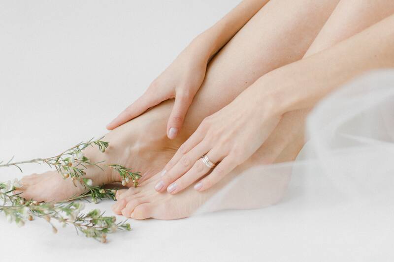 Cuida tus pies con este remedio casero hecho con lavanda.