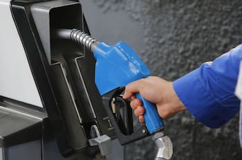 Nueva alza en precio de la bencina: Revisa cuánto aumentarán los combustibles este jueves 4 de agosto