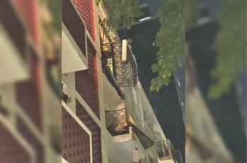 VIDEO | Balcón de un quinto piso colapsa en Providencia