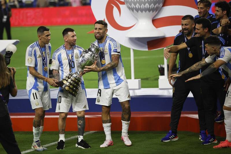 viene de conseguir el título de la Copa América 2024 con Argentina.