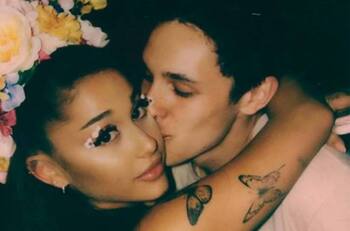 "No podrían estar más felices": Todo sobre la boda de Ariana Grande y Dalton Gomez