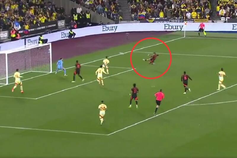 El golazo de Daniel Muñoz que le dio la victoria a los Cafeteros frente a España.