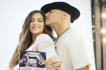 “Me mandó a hacer un pan con palta”: Gabriel Peralta cuenta cómo se enteró que su esposa, Michele Jankelevich, está embarazada