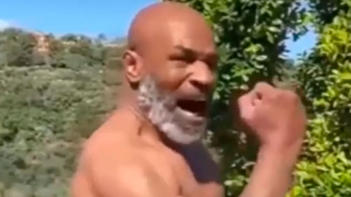 Va con todo: Mike Tyson prepara el regreso y enloquece haciendo sombra