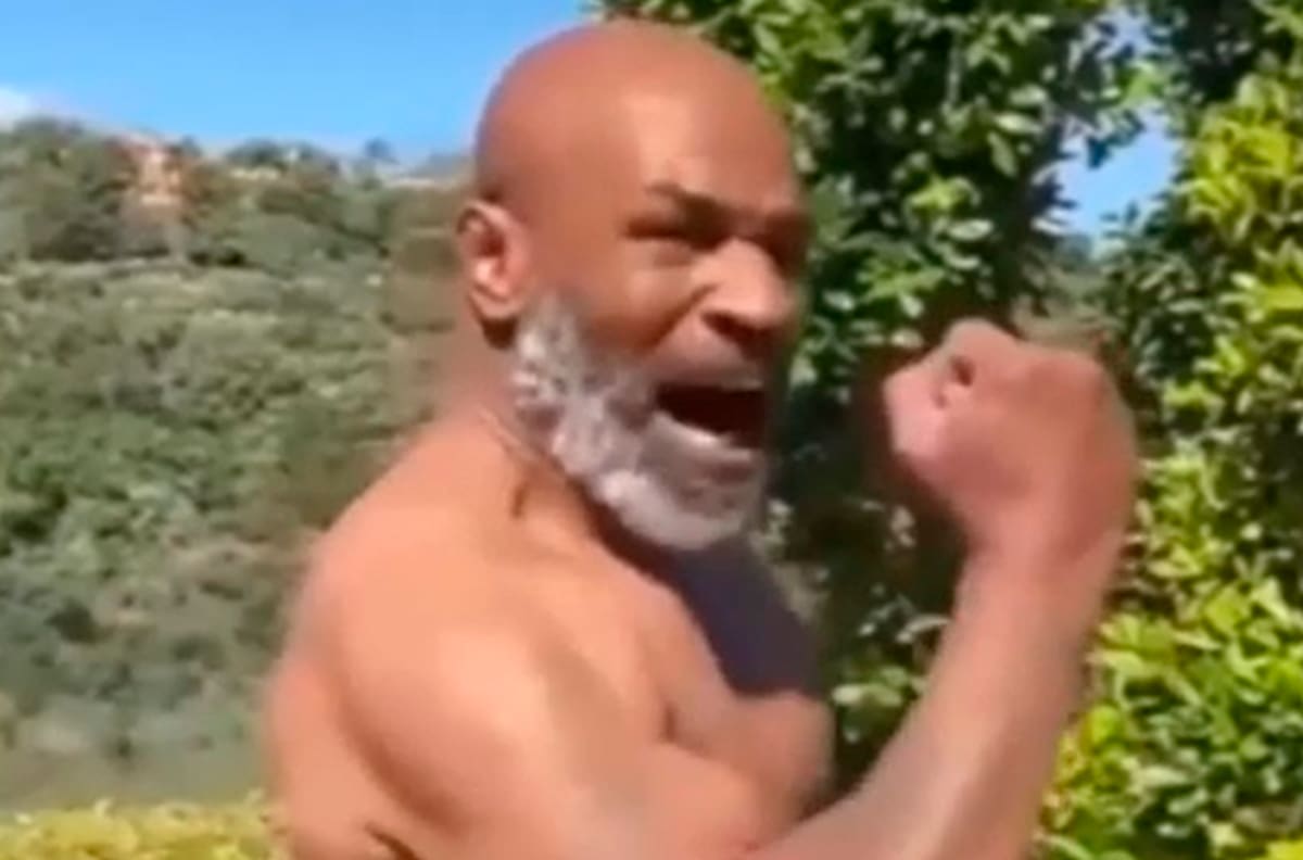 Va con todo: Mike Tyson prepara el regreso y enloquece haciendo sombra