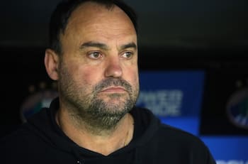 Sorpresa: aseguran que José Luis Sierra está a un paso de volver a dirigir en Qatar