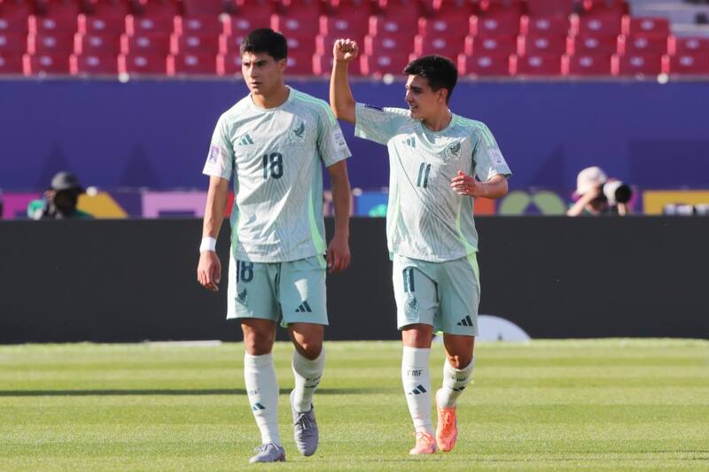 Los aztecas quieren dar la sorpresa y eliminar a Chile. Foto: Agencia Aton.