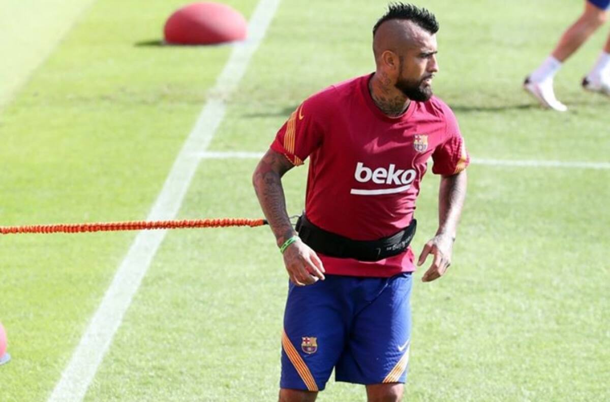 ¡Al ritmo de Don Omar! Así se motiva Arturo Vidal en plena definición de su futuro