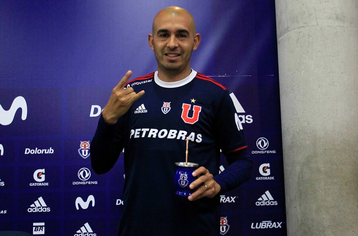 Marcos Riquelme rechazó una oferta de Asia para llegar a la 'U'