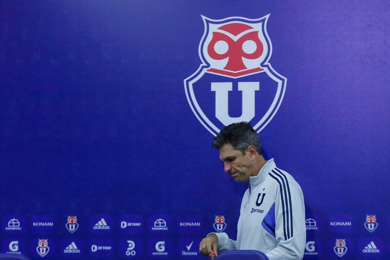 se refirió con tristeza a su posible salida de la U.. Foto: Agencia Aton.