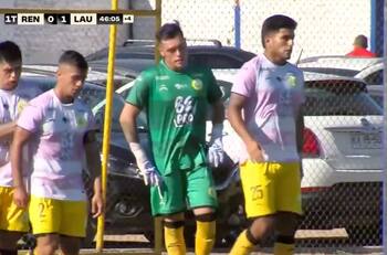 VIDEO | ¡Se le escapó de las manos! El tremendo error del portero de Lautaro de Buin en Segunda División