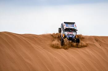 “Chaleco” López es líder del rally Dakar en la categoría prototipos ligeros