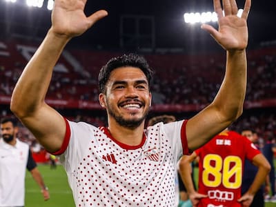 El emotivo reencuentro de Gabriel Suazo en España en medio de incierto panorama sobre su futuro
