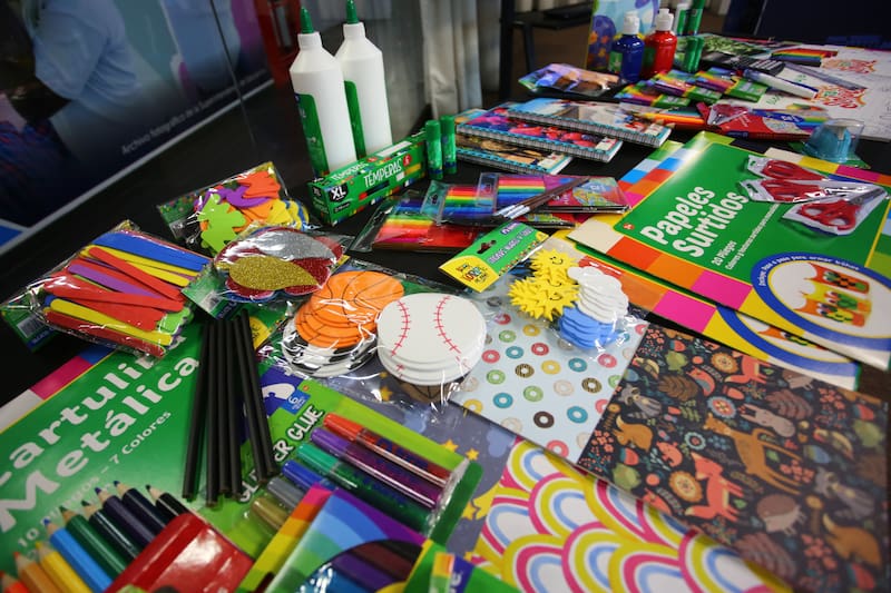 La oferta permite acceder a productos y servicios relacionados a la educación pagando con las tarjetas de crédito y débito de Scotiabank. Créditos: Jonnathan Oyarzun/Aton Chile.