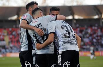 Las formaciones A y B que podría presentar Colo Colo en Copa Libertadores y Campeonato Nacional