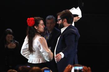 “Boric cuequero”: Redes sociales no tardaron en reaccionar al tradicional pie de cueca del Presidente