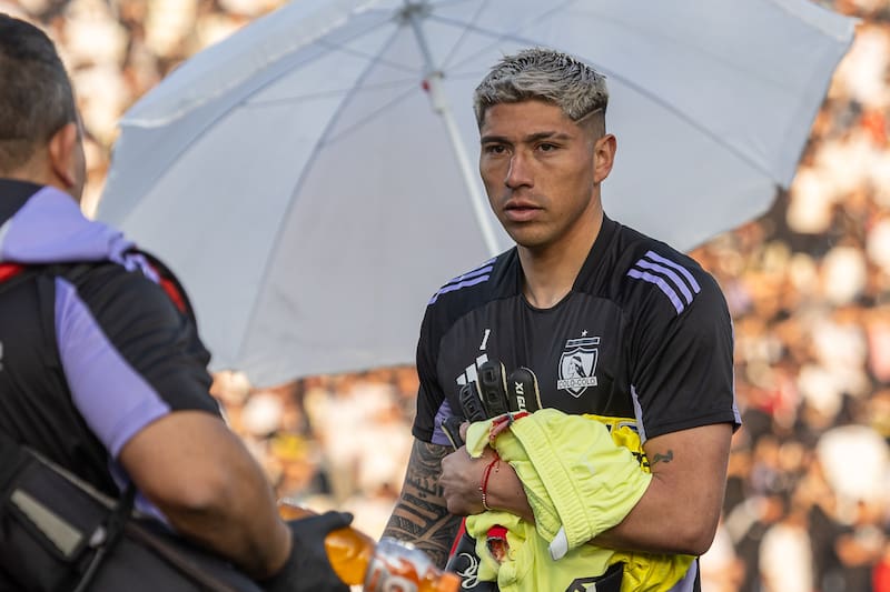 Brayan Cortés no ha vuelto a ser titular en Colo Colo. Foto: Felipe Escobedo